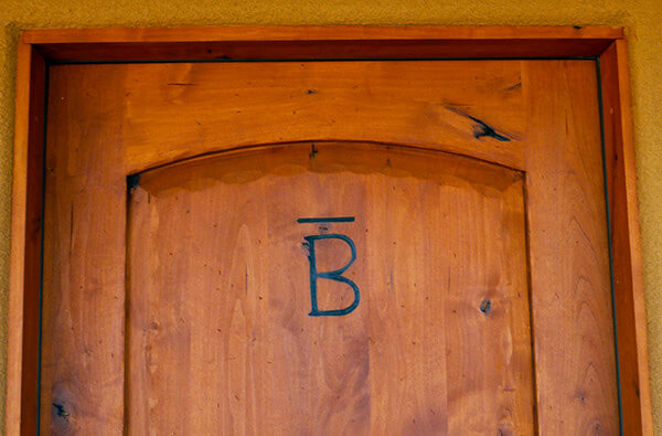 Door Branded Bar B